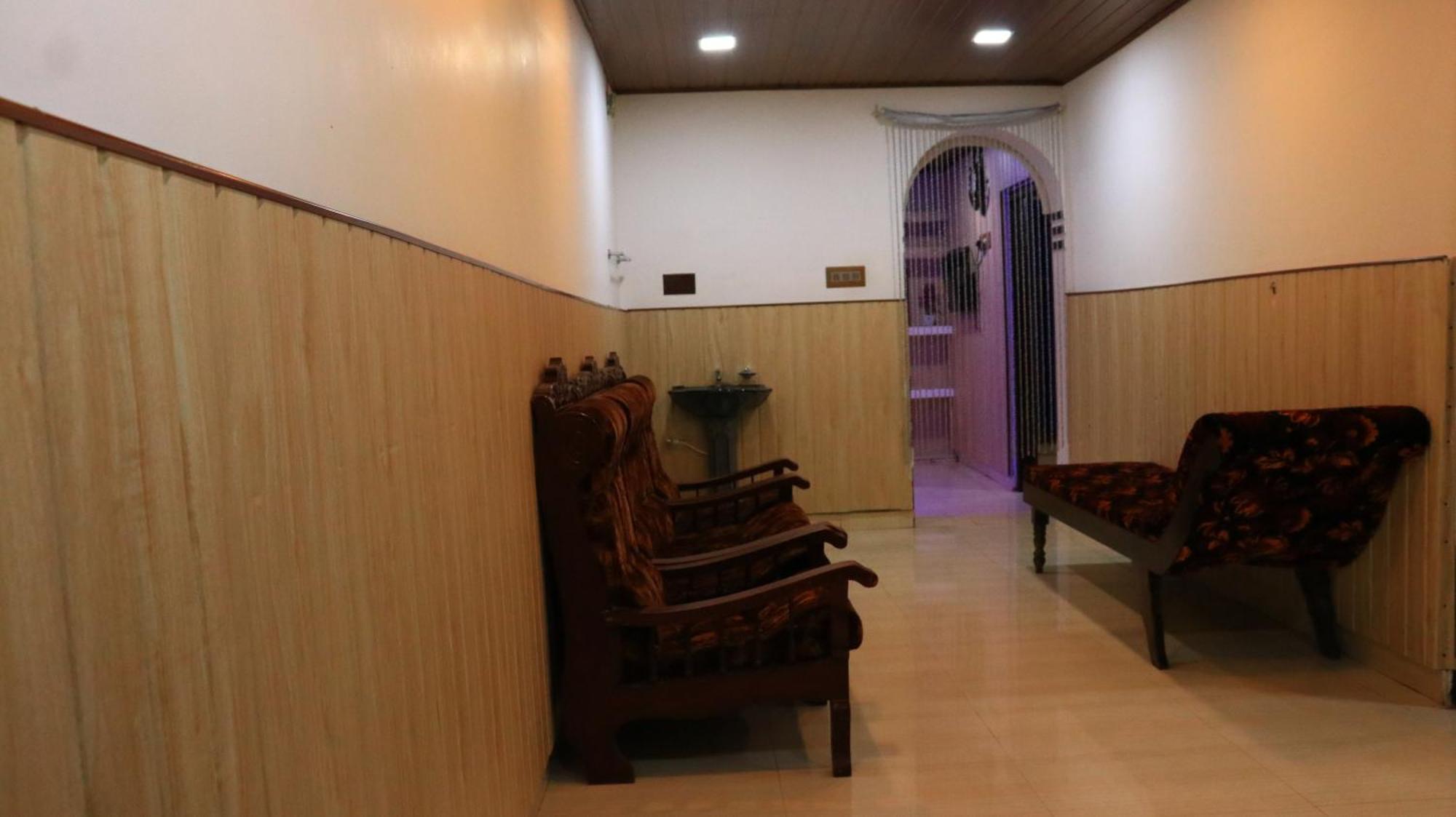 Navaneeth Homestay Devikolam Exterior foto